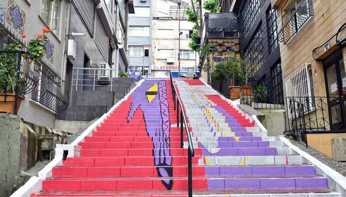 DYO dan "Merdivenler Renkleniyor" projesi