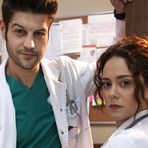 Dizi oyuncuları hayranlarıyla buluştu