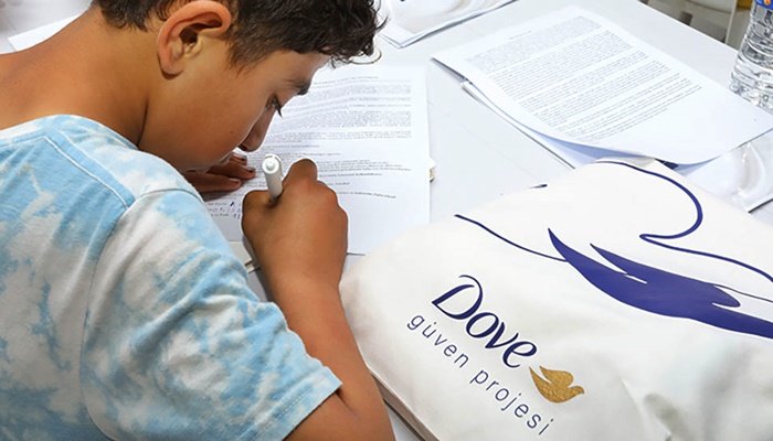 Dove ve UNICEF depremzede gençler ve aileleri için işbirliğini duyurdu!