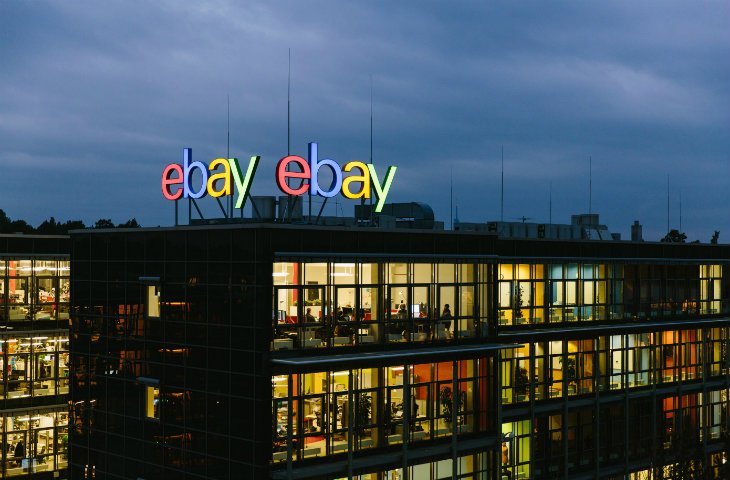 E-Bay, QR kodla satış yapan mağaza açıyor