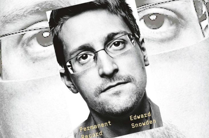 Edward Snowden’ın hayatı kitap oldu