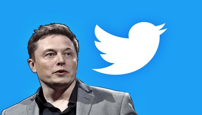 Elon Musk Twitter'ı satın aldı