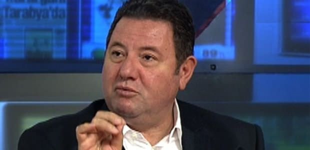 Emre Aköz'e 400 gün izin
