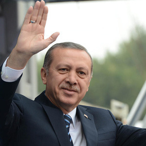 Erdoğan'dan 4 dilde Fetih kutlaması