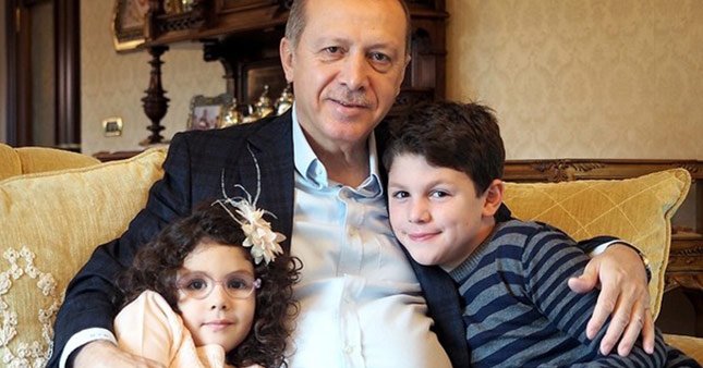 Erdoğan'ın torun sevinci