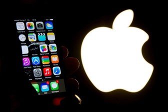 FBI'dan iPhone'u şifreleyen Apple çalışanlarına