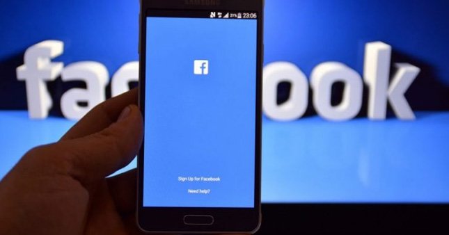Facebook Fransa seçimleri için 30 bin hesap sildi