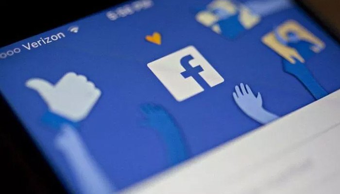 Facebook Grup gizliliğini sadeleştiriyor