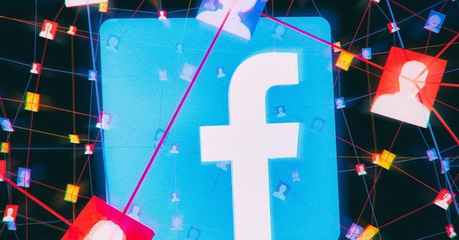 Facebook'ta gizlilik krizi