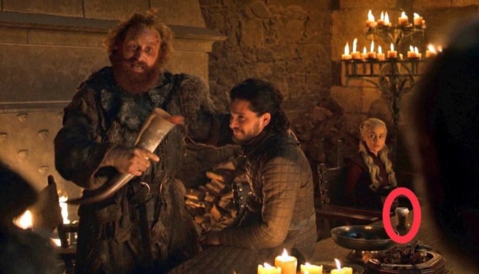 Game of Thrones'taki Starbucks bardağı kimin çıktı?