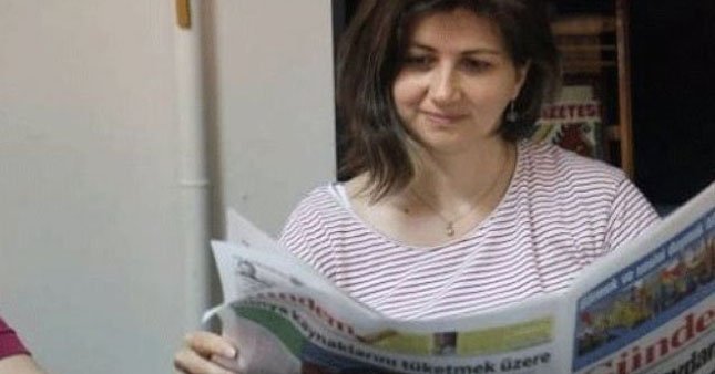 Gazeteci Tuğba Tekerek gözaltında
