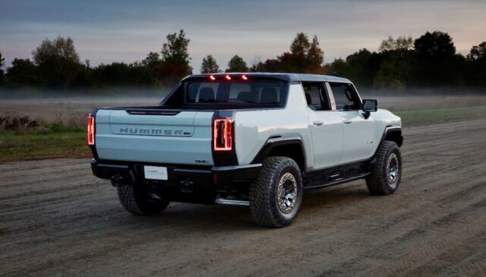 General Motors, elektrikli ilk Hummer modelini tanıttı 