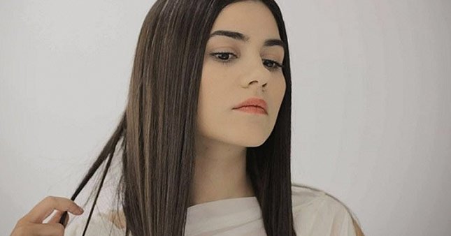 Güzel oyuncudan '8 Mart' duruşu
