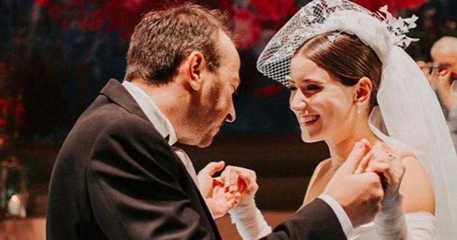 Hazal Kaya mahkemede koştu!
