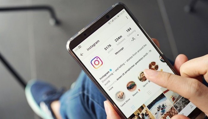 Instagram uygulama içi gönderi zamanlayıcısı denemesinde