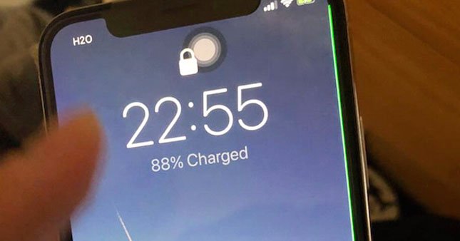 İphone X ekranında yeşil çizgi sorunu ortaya çıktı