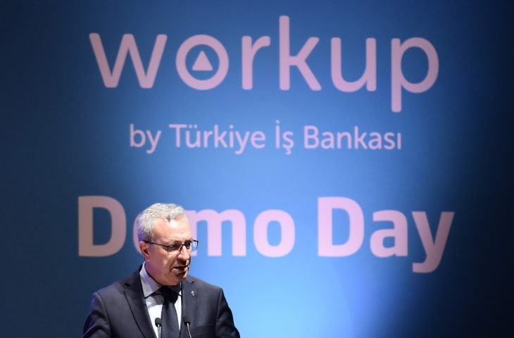 İş Bankası Workup Girişimcilik Programı 5. dönem mezunlarını verdi