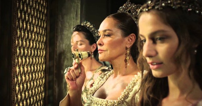 Kösem dizisi yanlışlar silsilesi