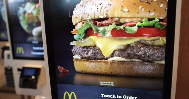 McDonald’s binlerce restoranında kiosklu sisteme geçecek