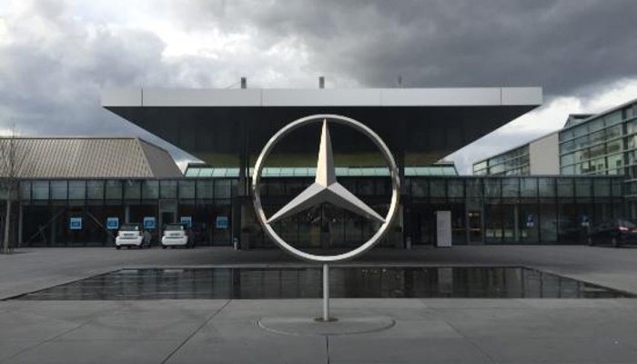 Mercedes-Benz o ülkedeki fabrikasını kapatıyor!