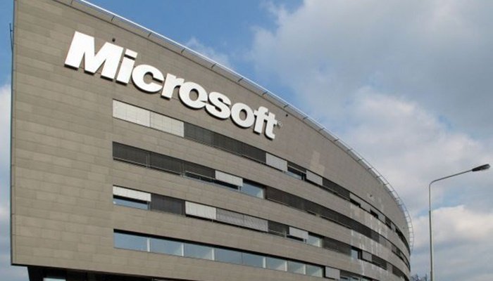 Microsoft'a yeni başkan