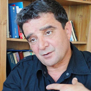 Mümtaz'er Türköne AK Parti'ye destek verdi