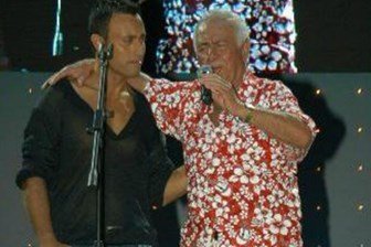 Mustafa Sandal'ın acı günü! TRT saz sanatçısı dedesi hayatını kaybetti!