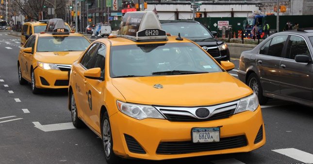 New York’un sembolü sarı taksiler Uber’e yenik mi düşüyor?