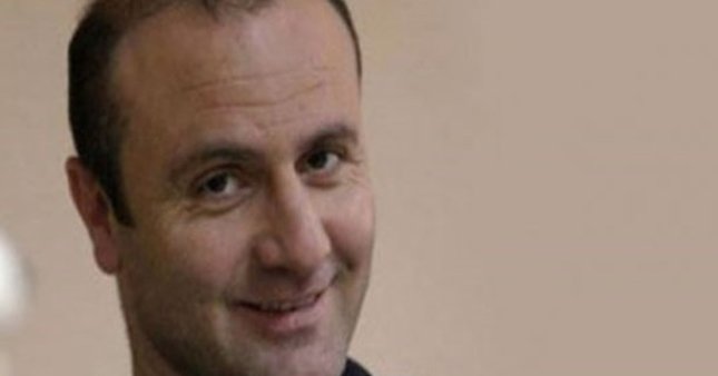 Pantolon yüzünden intihar haberini yapan gazeteci serbest bırakıldı