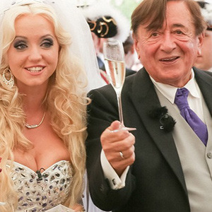 Playboy güzeli, 81 yaşındaki milyarder ile evlendi