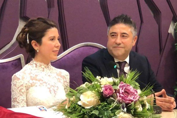 Posta'nın mutlu günü Müge Dağıstanlı evlendi!
