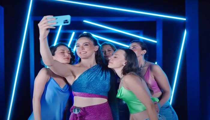 Rexona'nın yeni reklam yüzü Zehra Güneş