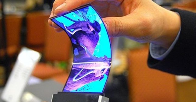 Samsung'dan katlanabilir ekran için ilk adım