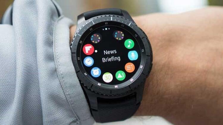 Samsung'un yeni akıllı saati görüntülendi