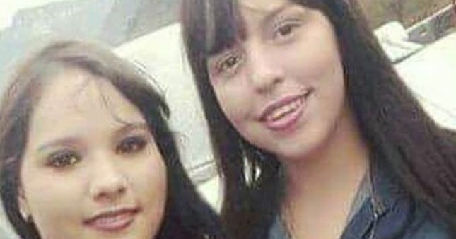 Selfie çeken iki arkadaş uçak çarpması sonucu öldü