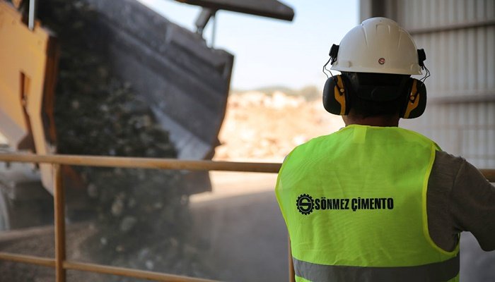 Sönmez Çimento, şirket satışı için görüşmelere başladı.
