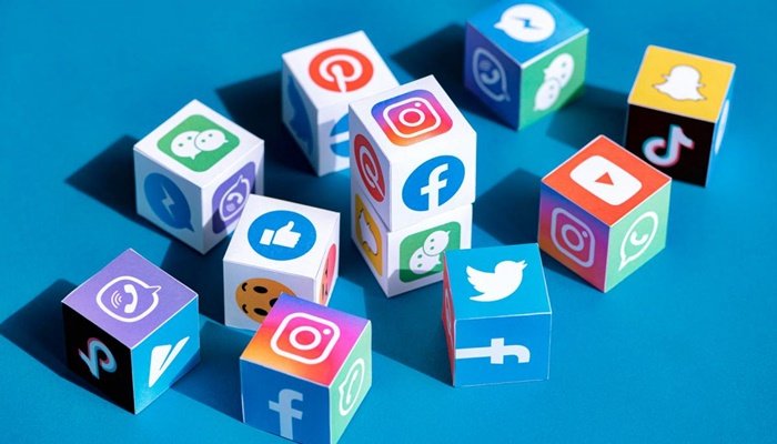Sosyal medya devlerinden 'mavi tik' uyarısı