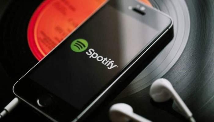 Spotify'a sesli komut özelliği geliyor