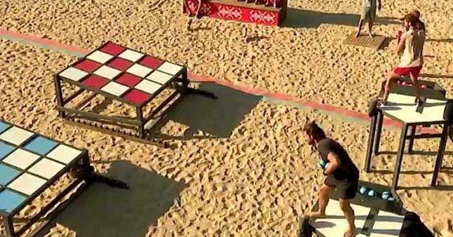 Survivor'da ödül oyununu kim kazandı?