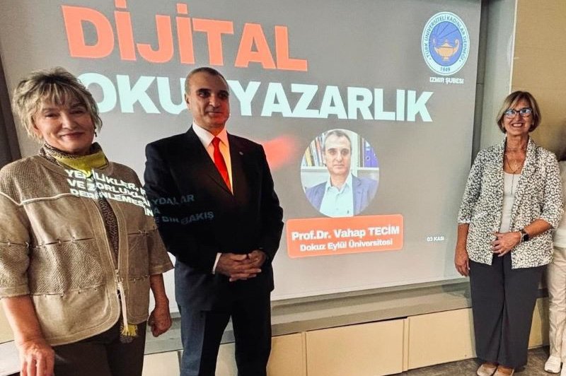 TÜKD EĞİTİMLERİ İLE KADINLAR DİJİTAL ÇAĞA HAZIRLANIYOR