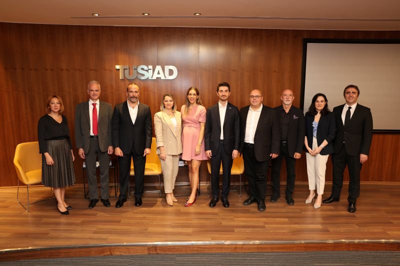 TÜSİAD, “Kurum – Girişim İş Birliklerinde Stratejik Uyumu Yakalamak” Raporunu paylaştı
