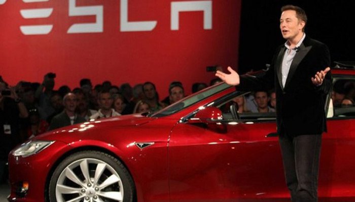 Tesla, üçüncü çeyrekte 143 milyon dolar kâr elde etti