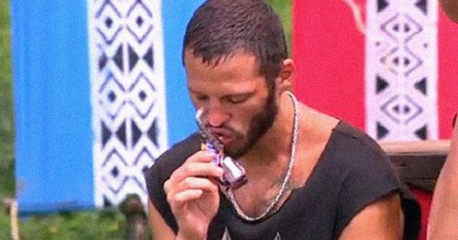 Toplatılan Snickers Survivor'da