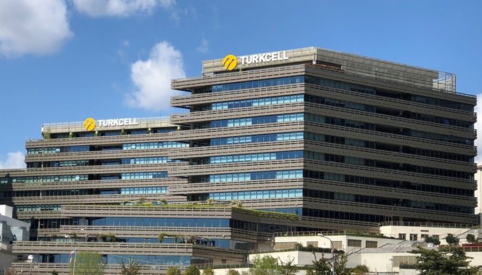 Turkcell'de abonelik işlemleri kimlik kartlarındaki PIN koduyla yapılabilecek