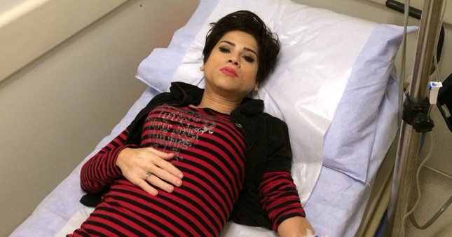 Ünlü şarkıcı 'Aşk Yüzünden' hastaneye kaldırıldı!