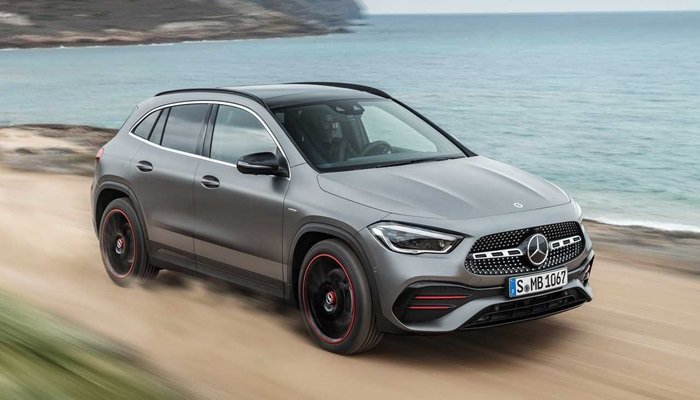 Yeni Mercedes-Benz GLA Türkiye'de satışta...