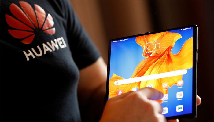 Yeni satışa çıkan Huawei Mate Xs Türkiye'de tükendi!