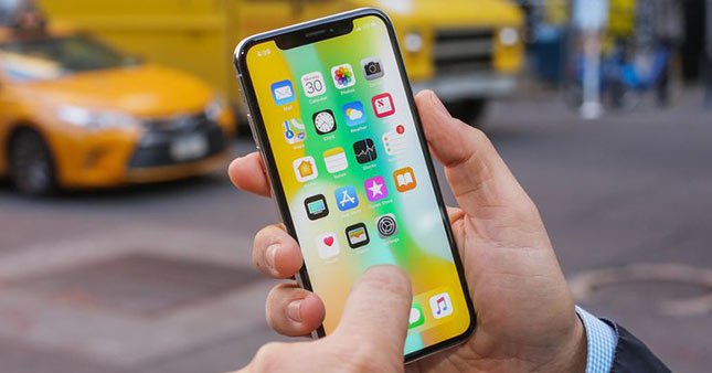 iPhone X testlerden geçemedi